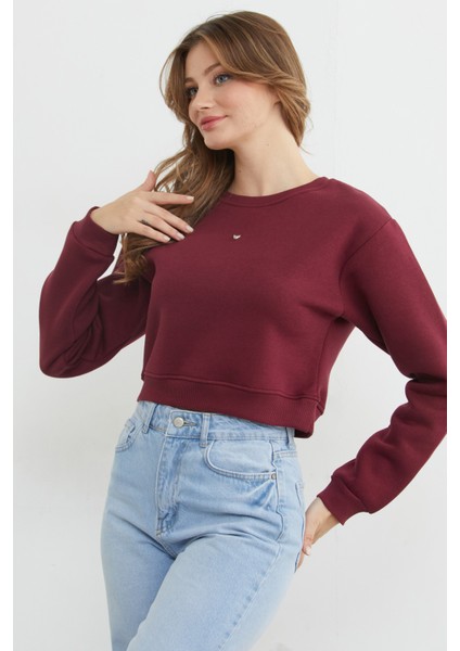 3 Iplik Kalp Aksesuarlı Crop Sweatshirt