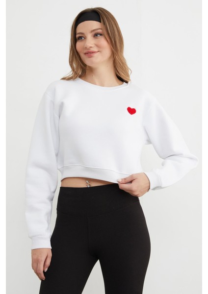 3 Iplik Kalp Nakışlı Crop Sweatshirt