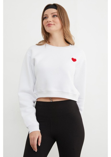 3 Iplik Kalp Nakışlı Crop Sweatshirt