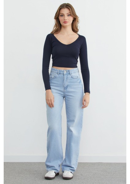 V Yaka Uzun Kol Crop Bluz