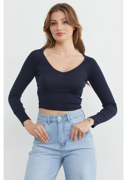 V Yaka Uzun Kol Crop Bluz