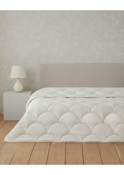 Fiesta Baskılı Mikrofiber Çift Kişilik Yorgan 195X215 cm Taş Rengi