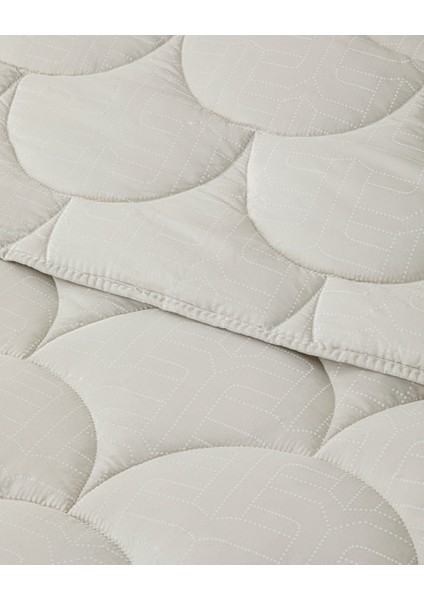 Fiesta Baskılı Mikrofiber Çift Kişilik Yorgan 195X215 cm Taş Rengi fiyatları