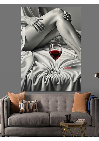Gözü Kapalı Şarap Içen Kadın Dekoratif Kanvas - Mdf Ahşap Tablo modelleri