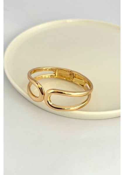 Gold Geometrik Desenli Kelepçe Bileklik