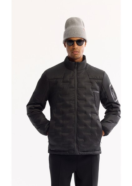Erkek Siyah Su İtici Rüzgar Geçirmez Şişme Regular Fit Mont B006082