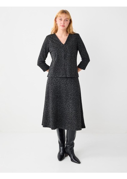 Siyah Rahat Kesim Yüksek Bel Leopar Desenli Midi Etek
