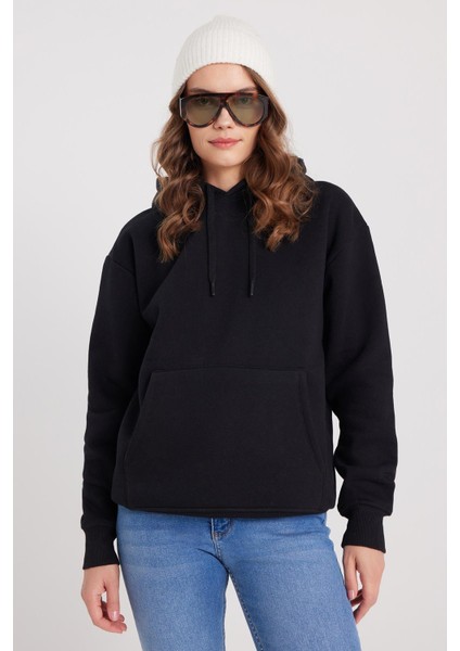 Kadın Oversize Geniş Kesim Pamuklu Yumuşak Dokulu Içi Polarlı Basic Siyah Kapüşonlu Sweatshirt fırsatları