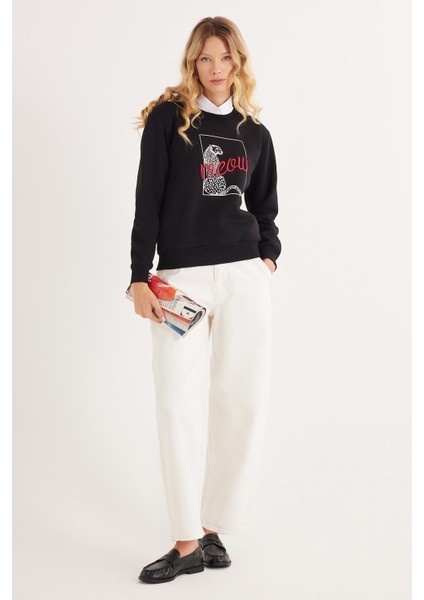 Kadın Regular Fit Klasik Kesim %100 Pamuk Baskılı Bisiklet Yaka Siyah Sweatshirt fırsatları