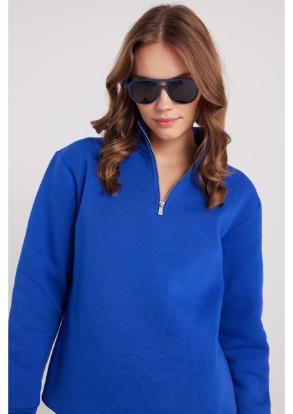 Kadın Relax Fit Rahat Kesim Pamuklu Içi Polarlı Yarım Fermuarlı Sax Mavi Dik Yaka Sweatshirt fiyatları