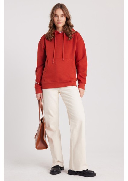 Kadın Oversize Geniş Kesim Pamuklu Yumuşak Dokulu Içi Polarlı Basic Kiremit Kapüşonlu Sweatshirt fırsatları