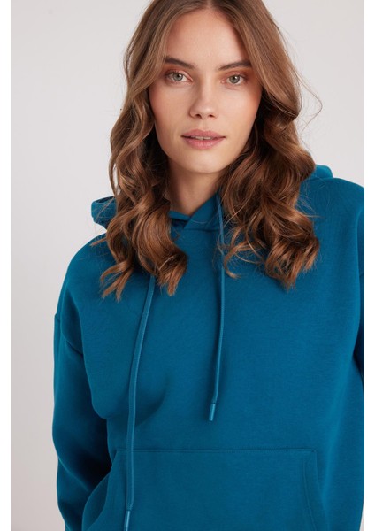 Kadın Oversize Geniş Kesim Pamuklu Yumuşak Dokulu Içi Polarlı Basic Petrol Kapüşonlu Sweatshirt fiyatları