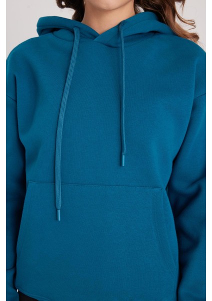 Kadın Oversize Geniş Kesim Pamuklu Yumuşak Dokulu Içi Polarlı Basic Petrol Kapüşonlu Sweatshirt modelleri