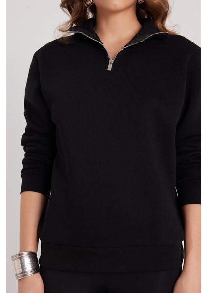 Kadın Relax Fit Rahat Kesim Pamuklu Içi Polarlı Yarım Fermuarlı Siyah Dik Yaka Sweatshirt modelleri