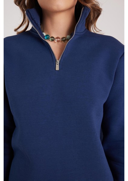 Kadın Relax Fit Rahat Kesim Pamuklu Içi Polarlı Yarım Fermuarlı Lacivert Dik Yaka Sweatshirt modelleri