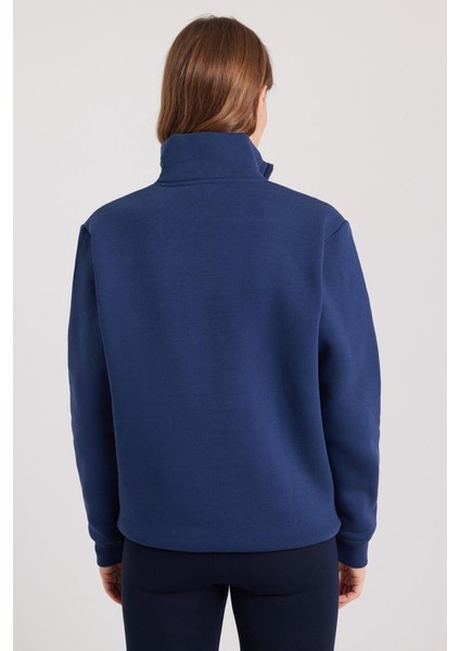 Kadın Relax Fit Rahat Kesim Pamuklu Içi Polarlı Yarım Fermuarlı Lacivert Dik Yaka Sweatshirt
