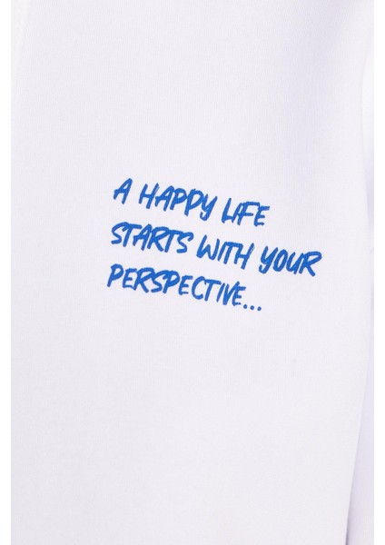 Kadın Oversize Geniş Kesim Pamuklu Yumuşak Dokulu Içi Polarlı Baskılı Beyaz Kapüşonlu Sweatshirt