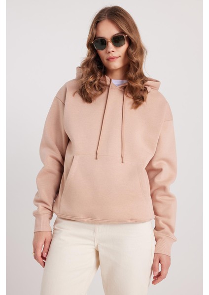 Kadın Oversize Geniş Kesim Pamuklu Yumuşak Dokulu Içi Polarlı Basic Vizon Kapüşonlu Sweatshirt fiyatları