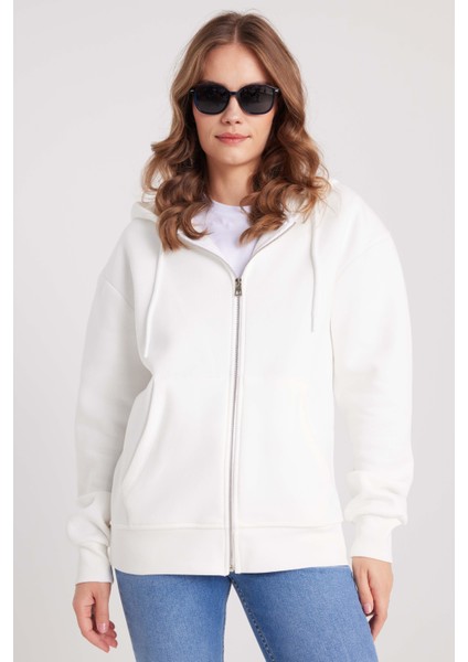 Kadın Relax Fit Rahat Kesim Pamuklu Içi Polarlı Çift Cepli Fermuarlı Beyaz Kapüşonlu Sweatshirt