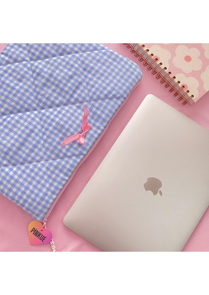 Mavi-Beyaz Pötikare Kurdele Detaylı Laptop Çantası Tablet Kılıfı (11 • 13 • 16 Inç Seçenekli)