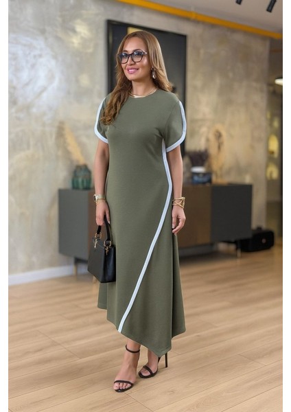 Kadın Kısa Kollu Bisiklet Yaka Çift Şerit Renk Detaylı Asimetrik Kesim Viskon Iki Iplik Elbise modelleri