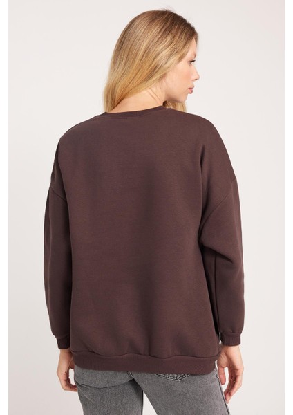 Kadın Oversize Geniş Kesim Pamuklu 3 Iplik Bisiklet Yaka kahverengi Sweatshirt