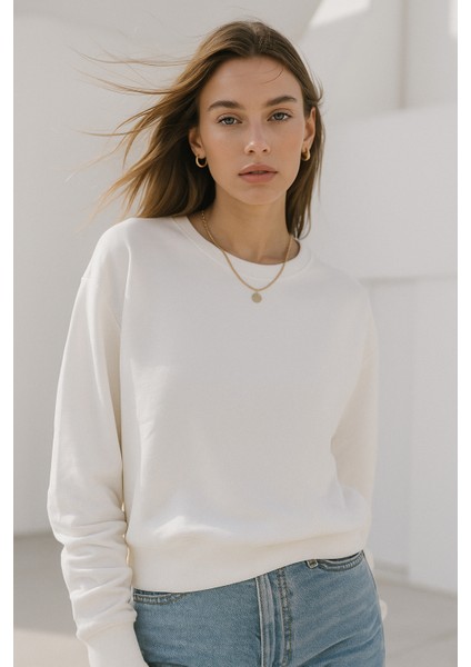 Kadın Ekru Pamuklu Interlock Oversize Sweatshirt modelleri