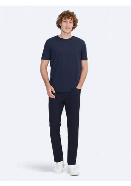 Lacivert Düz Bisiklet Yaka Pamuk Karışımlı T-Shirt fiyatları