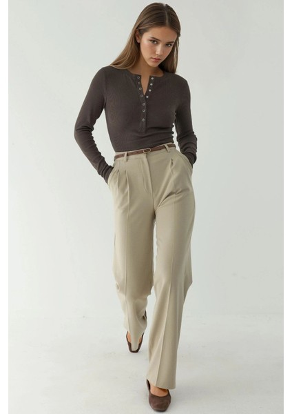 Kadın Fitilli Çıtçıtlı Yaka Esnek Örme Üst Koyu Mocha Kahve fırsatları