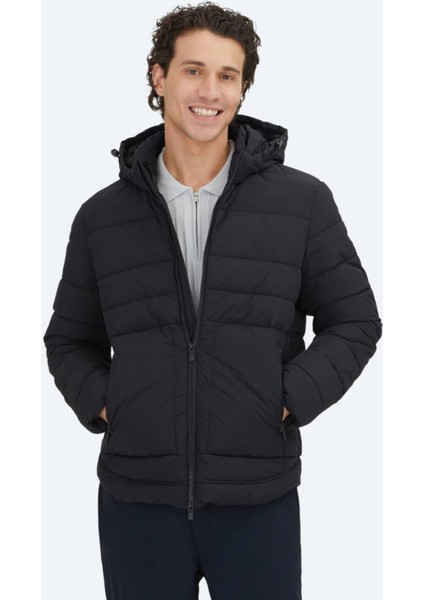 Siyah Regular Fit Kapüşonlu Casual Dokuma Mont