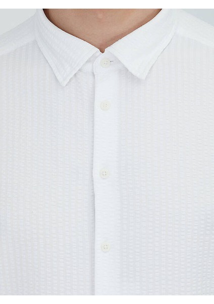 Beyaz Regular Fit Dokuma Casual Gömlek fırsatları