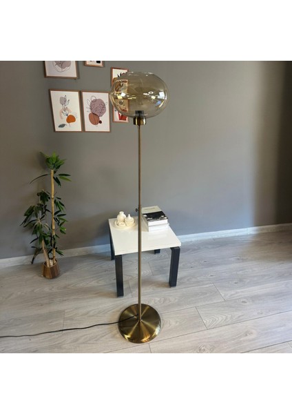 Solvia Cam Bal Rengi Düz Ince Gövde Lambader Modern Oturma Odası