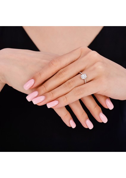 0.63 Karat Pırlanta Tektaş Yüzük modelleri