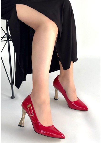 Motya Kırmızı Rugan Topuklu Ayakkabı fiyatları