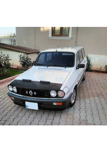 Renault 12 Toros Yarım Kaput Maskesi – Mat Siyah Suni Deri, Şık Koruma ve Uyumlu Tasarım