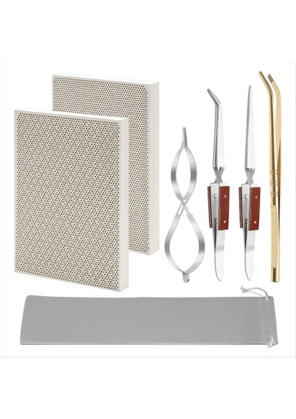 7 Adet Takı Lehimleme Kiti 2 Petek Lehim Bloğu 1 Bakır Maşa 2 Lehimleme Cımbız 1 Metal Klips 1 Depolama Torbası (Yurt Dışından)