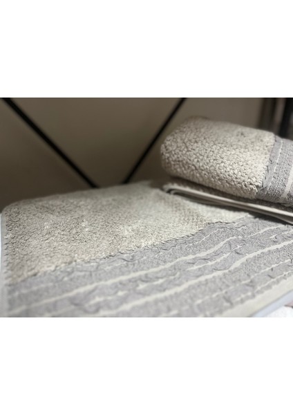 Micro Cotton Karen El Yüz Havlusu