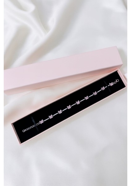 925 Ayar Gümüş Kelebek Model Kadın Bileklik Pembe Taşlı Zarif Takı fiyatları