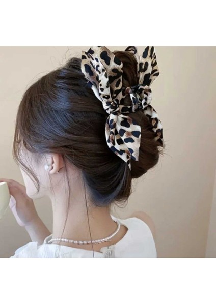 Krem Leopar Desen Fiyonk Tasarım Mandal Toka (BC-1216)