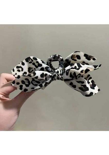 Krem Leopar Desen Fiyonk Tasarım Mandal Toka (BC-1216) fiyatları