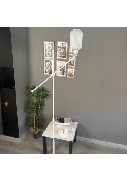 Wingmn Beyaz Cam Lambader Makas Gövde Modern Metal Oturma Odası Zemin Lambası fiyatları