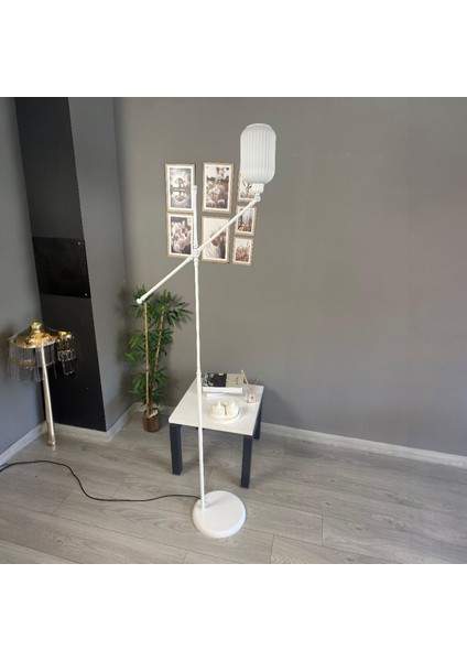 Wingmn Beyaz Cam Lambader Makas Gövde Modern Metal Oturma Odası Zemin Lambası fırsatları