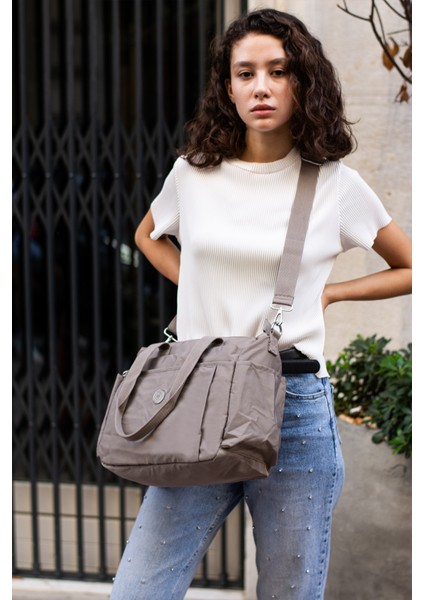 Su Geçirmez 5 Bölmeli Hafif Iş ve Günlük Seyahata Uygun Kadın Omuz Çantası modelleri