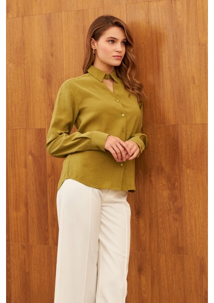 Yeşil Pencere Detaylı Gömlek fiyatları