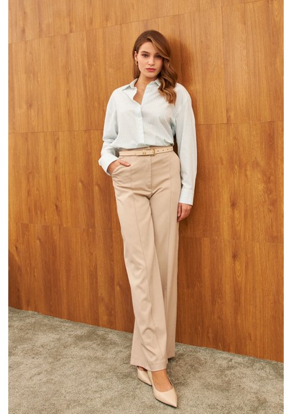 Ekru Yüksel Bel Çimalı Cepli Geniş Paça Pantolon modelleri