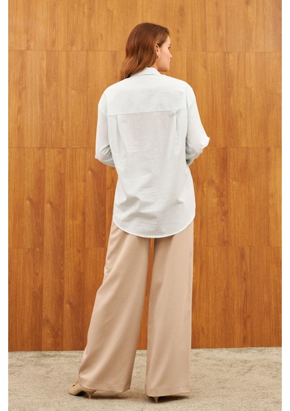 Beyaz Oversize Çizgili Pamuklu Gömlek indirimleri