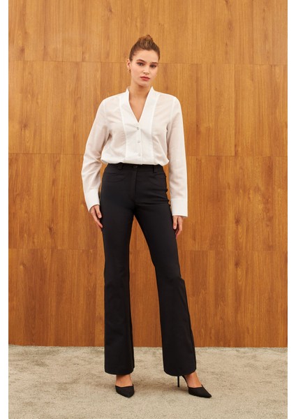 Siyah Yüksel Bel Boru Paça Cepli Pantolon fırsatları