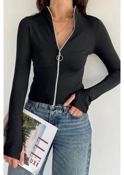 Kadın Ön Fermuarlı Likralı Parmak Geçmeli Crop Top Sweat P-00019222