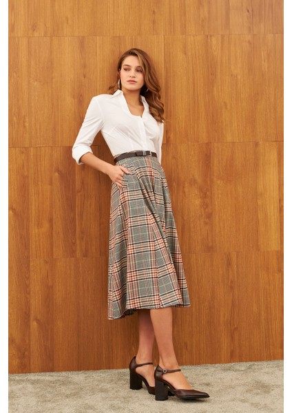 Çok Renkli Godeli Midi Etek modelleri