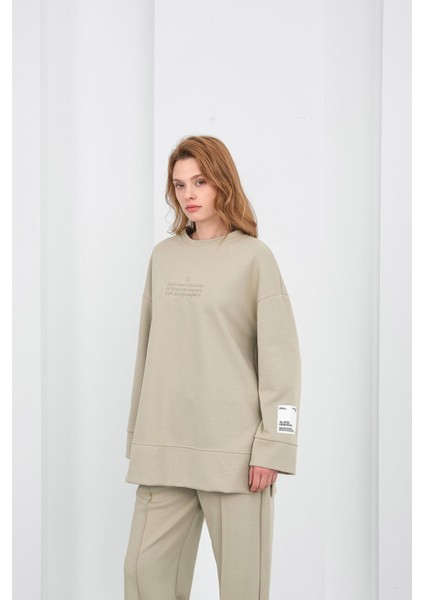 Haki Kadın Pike Dokulu Nakış Detaylı Yırtmaçlı Oversize Bol Paça Alt-Üst Takım fiyatları